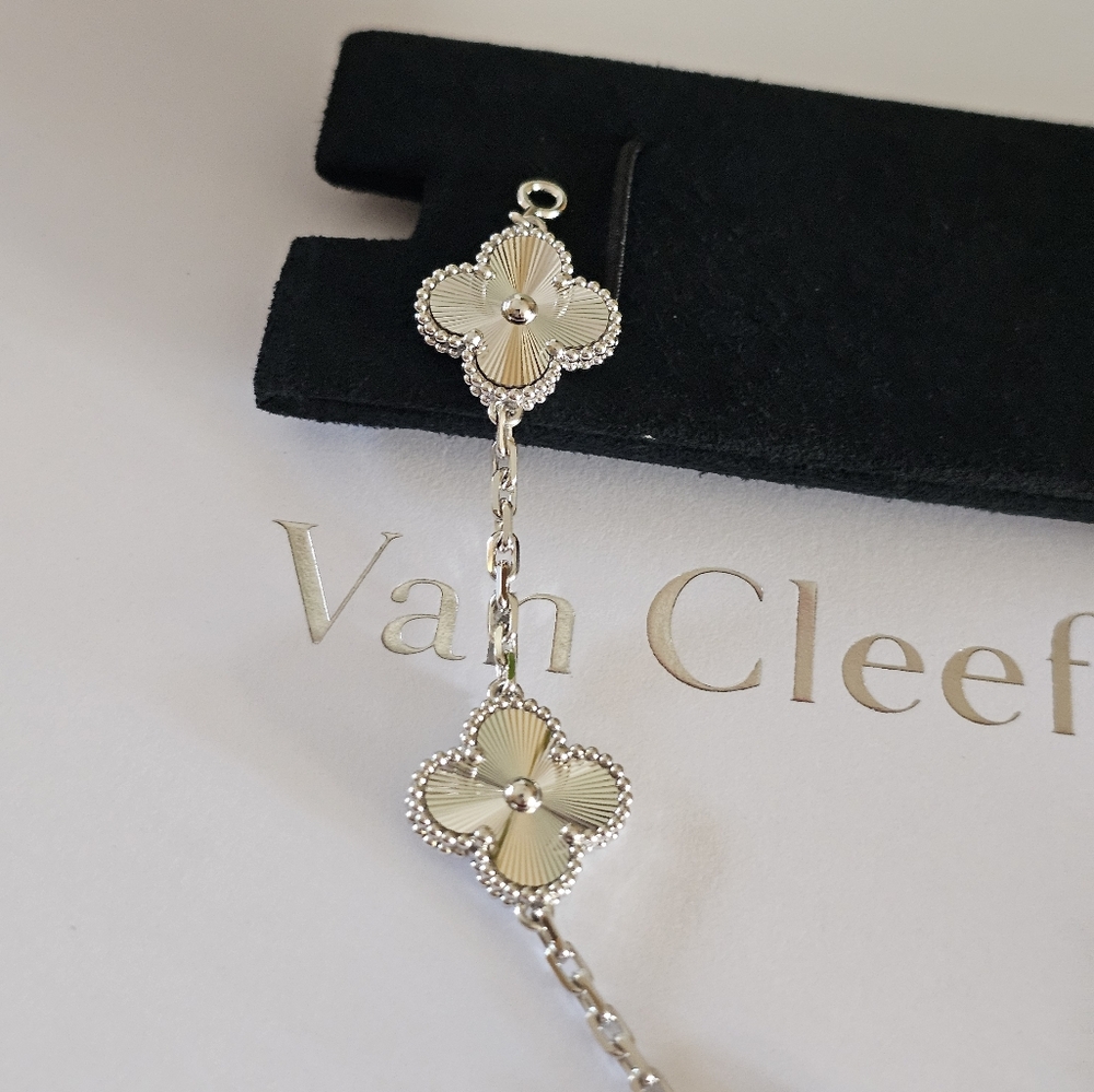 VAN CLEEF & ARPELS 18K White Gold Guilloche Vintage Alhambra Bracelet 5motif - Picture 10 of 16
